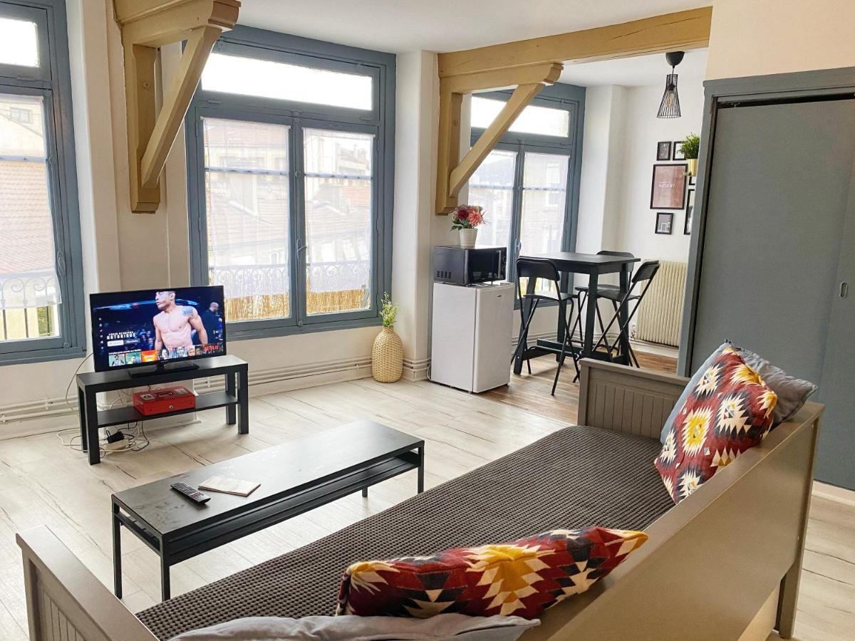 015 Chic & Cosy Studio 41M2 Hypercentre Wifi Smart Tv Netflix サン・テティエンヌ エクステリア 写真